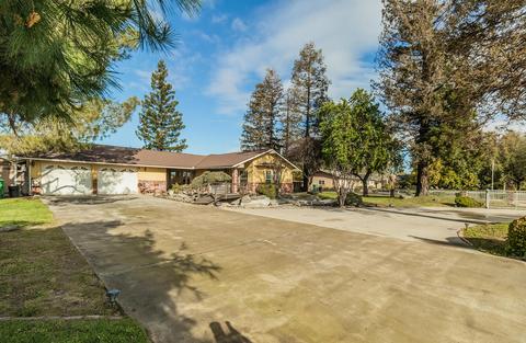 450 S Fowler Ave, Fowler, CA 93625 photo 2