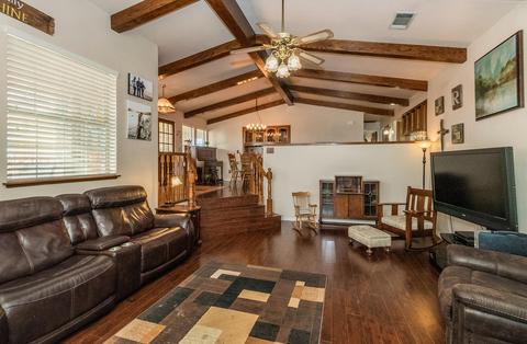 450 S Fowler Ave, Fowler, CA 93625 photo 7