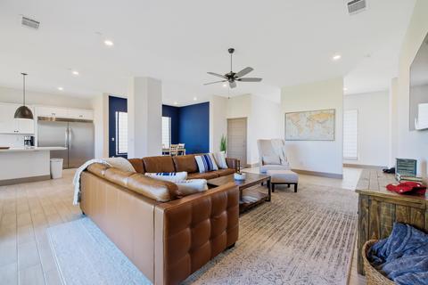 2012 N Mitchell St, Hanford, CA 93230 photo 12
