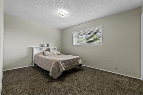 1207 S Emerald Ct, Visalia, CA 93277 photo 18