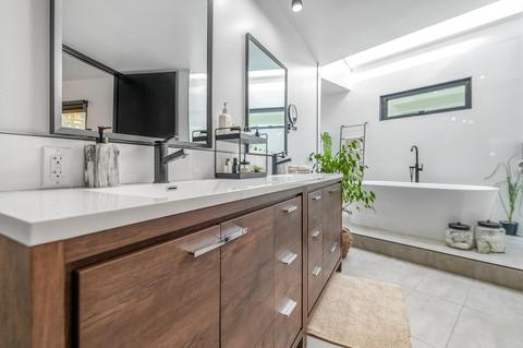 651 E Chevy Chase Dr, Tulare, CA 93274 photo 80