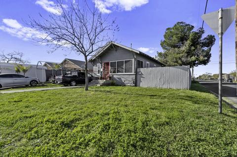 430 Elm St, Hanford, CA 93230 photo 2