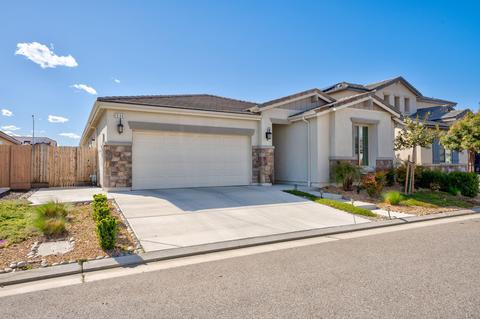 1046 Lindsay Ln, Clovis, CA 93619 photo 5