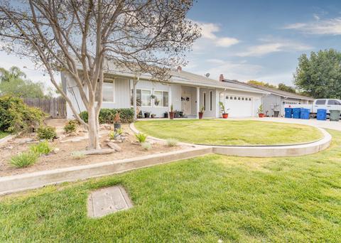 751 Cedar Ln, Lemoore, CA 93245 photo 4