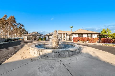 30519 Lyla Ln, Exeter, CA 93221 photo 4
