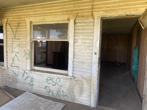 2339 E Stanford Ave, Pixley, CA 93256 photo 3
