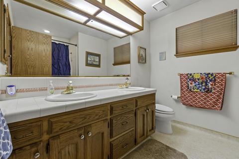 547 E Ferguson Ct, Visalia, CA 93292 photo 31