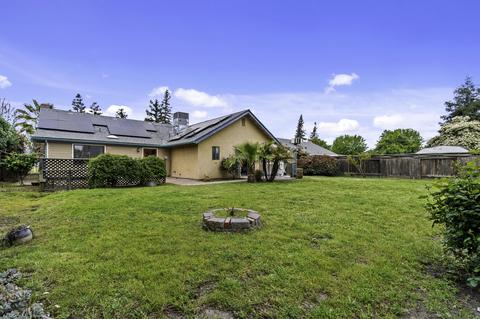 547 E Ferguson Ct, Visalia, CA 93292 photo 43