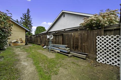 547 E Ferguson Ct, Visalia, CA 93292 photo 47
