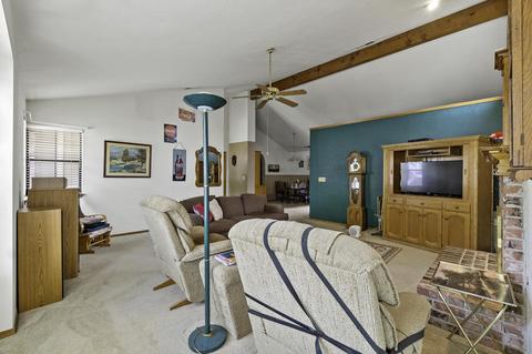 547 E Ferguson Ct, Visalia, CA 93292 photo 7
