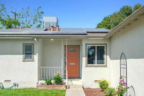 904 E Cypress Ave, Visalia, CA 93292 photo 2