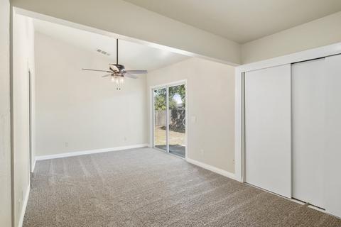 904 E Cypress Ave, Visalia, CA 93292 photo 7