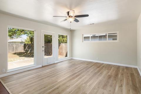 904 E Cypress Ave, Visalia, CA 93292 photo 4