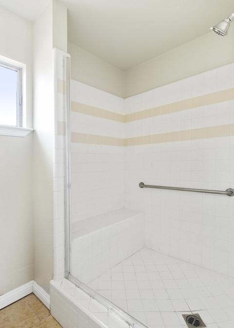904 E Cypress Ave, Visalia, CA 93292 photo 9