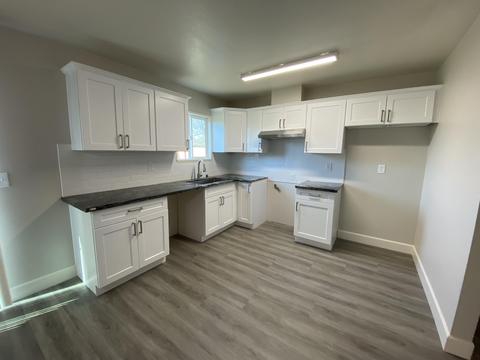 13045 Gregory Ave, Tulare, CA 93274 photo 9