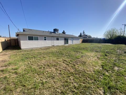 13045 Gregory Ave, Tulare, CA 93274 photo 5