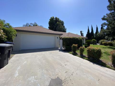3637 W Whitendale Ave, Visalia, CA 93277