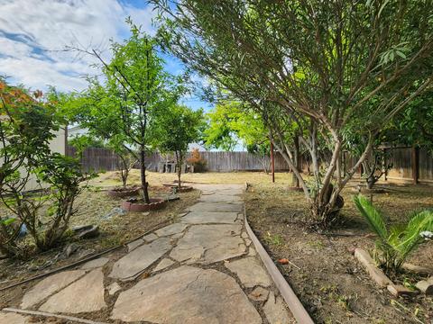 1503 S Exeter Ct, Visalia, CA 93292 photo 37