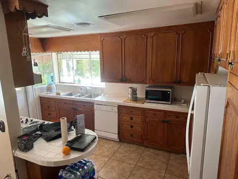 1930 E Honolulu St, Lindsay, CA 93247 photo 6