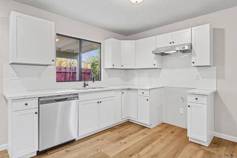 1791 Holland Ave, Clovis, CA 93611 photo 12