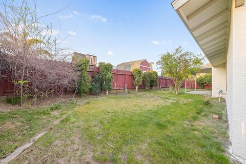 1791 Holland Ave, Clovis, CA 93611 photo 32
