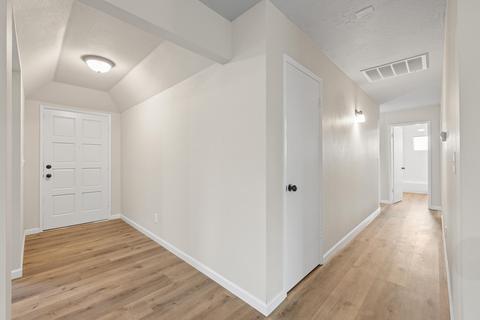 1791 Holland Ave, Clovis, CA 93611 photo 5