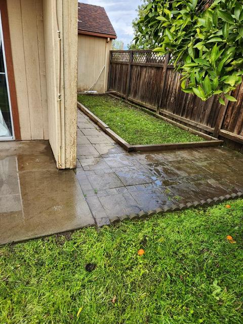237 E Harold Ct, Visalia, CA 93291 photo 21