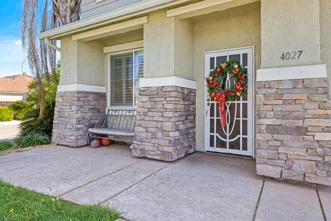 4027 E Hillcrest Ave, Visalia, CA 93292 photo 2
