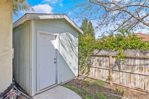 4027 E Hillcrest Ave, Visalia, CA 93292 photo 22