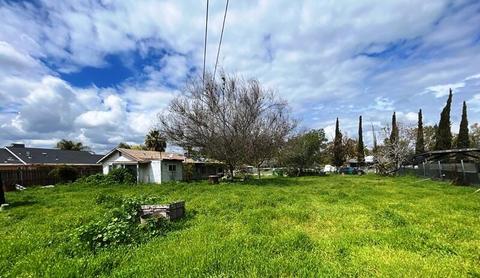 2377 E Alfred Ave, Exeter, CA 93221 photo 3