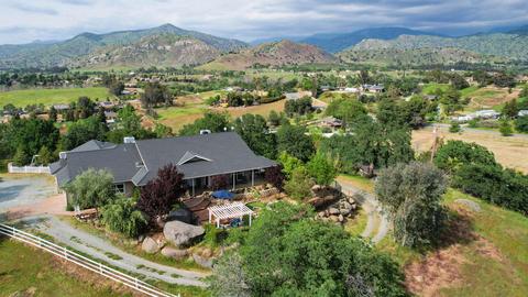 32394 Pinto Dr, Springville, CA 93265 photo 1