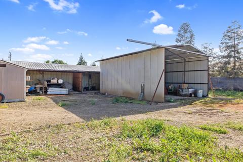 15526 Avenue 330, Ivanhoe, CA 93235 photo 38