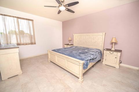 724 E Copper Ave, Visalia, CA 93292 photo 15