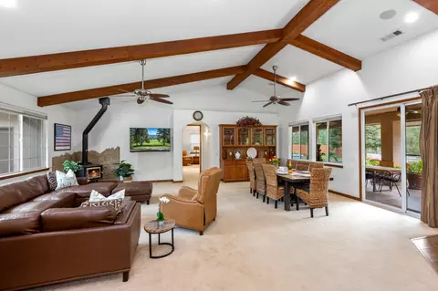 Living - 40863 Sierra Dr #D, Three Rivers, CA 93271 photo 2 of 6