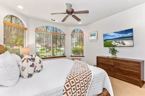 Bedroom - 40863 Sierra Dr #D, Three Rivers, CA 93271 photo 3 of 12