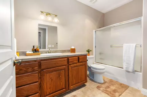Bath - 40863 Sierra Dr #D, Three Rivers, CA 93271 photo 5 of 5