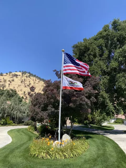Other - 40863 Sierra Dr #D, Three Rivers, CA 93271 photo 1 of 13