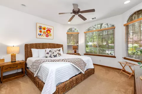 Bedroom - 40863 Sierra Dr #D, Three Rivers, CA 93271 photo 2 of 12