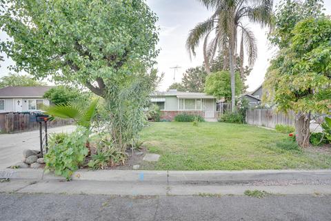 217 N A St, Tulare, CA 93274