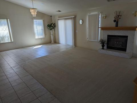 1821 E Burton Ave, Tulare, CA 93274 photo 5