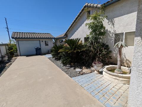 1821 E Burton Ave, Tulare, CA 93274 photo 22