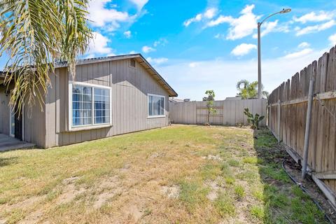 1379 E Brea Ave, Tulare, CA 93274 photo 33