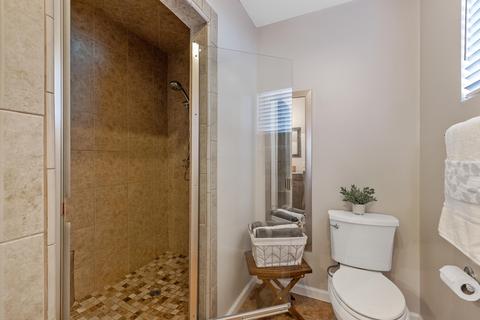414 E Sycamore Dr, Hanford, CA 93230 photo 34