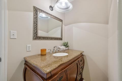 414 E Sycamore Dr, Hanford, CA 93230 photo 33