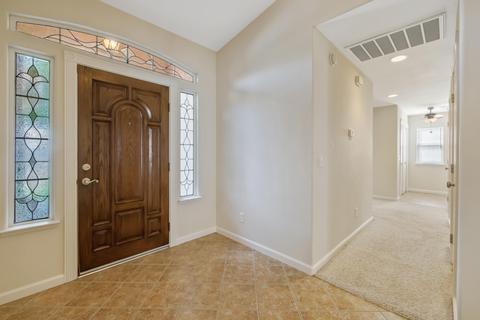 1813 Sutter Cir, Tulare, CA 93274 photo 5