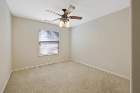 1813 Sutter Cir, Tulare, CA 93274 photo 29