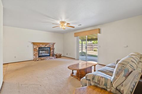 623 Moore Cir, Exeter, CA 93221 photo 13