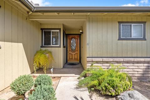 623 Moore Cir, Exeter, CA 93221 photo 2