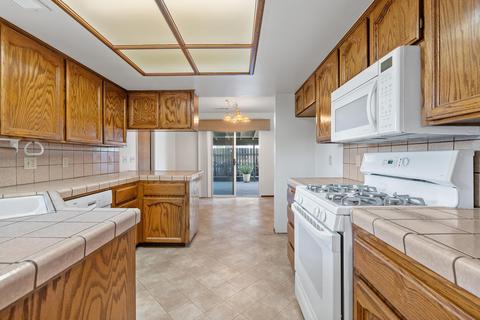 623 Moore Cir, Exeter, CA 93221 photo 6
