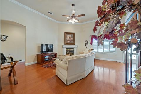 736 Davis Ave, Exeter, CA 93221 photo 8